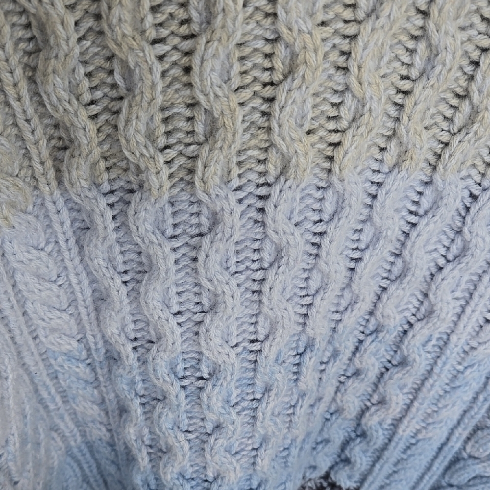 Carlisle Merino Wool Blend V-Neck Sweater with Gray and Blue Trim Size L - Picture 4 of 9